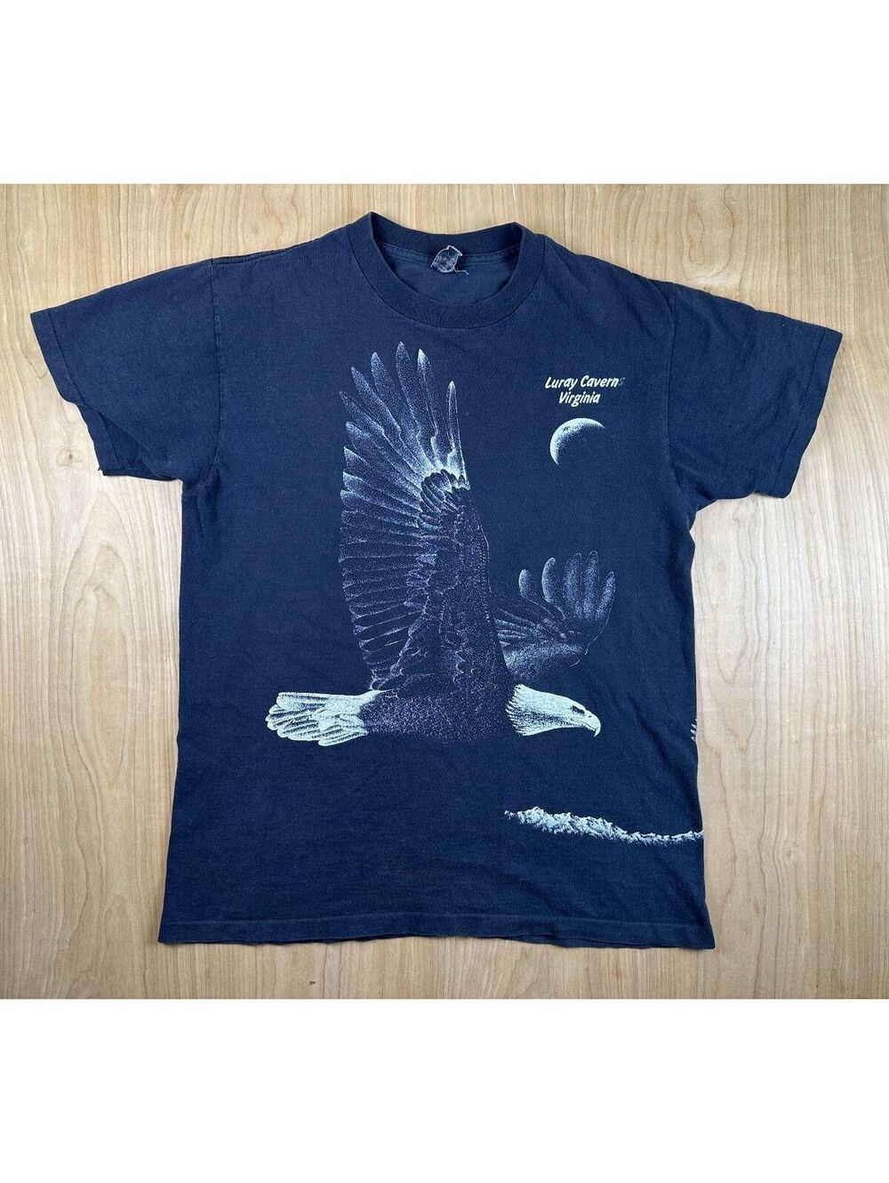 Vintage 80s Eagle Luray Caverns Virginia tshirt Single Stitch medium stippling